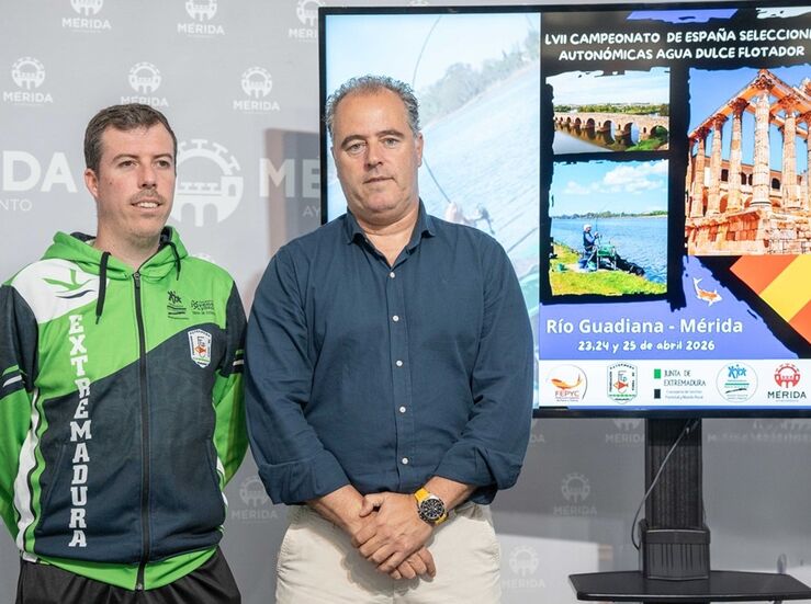 Los mejores pescadores de Espaa en agua dulce se dan cita en el Ro Guadiana en Mrida