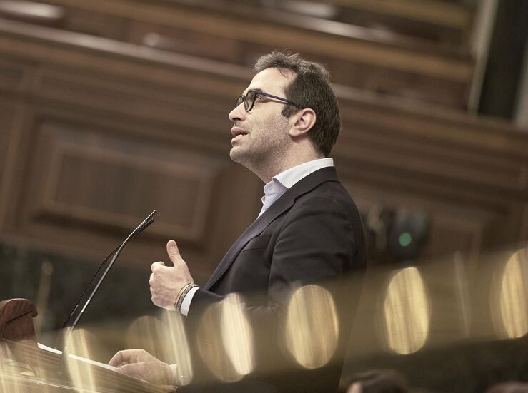 Cuerpo rechaza pacto de Extremadura y avisa que Gobierno velar por que se cumpla la Ley