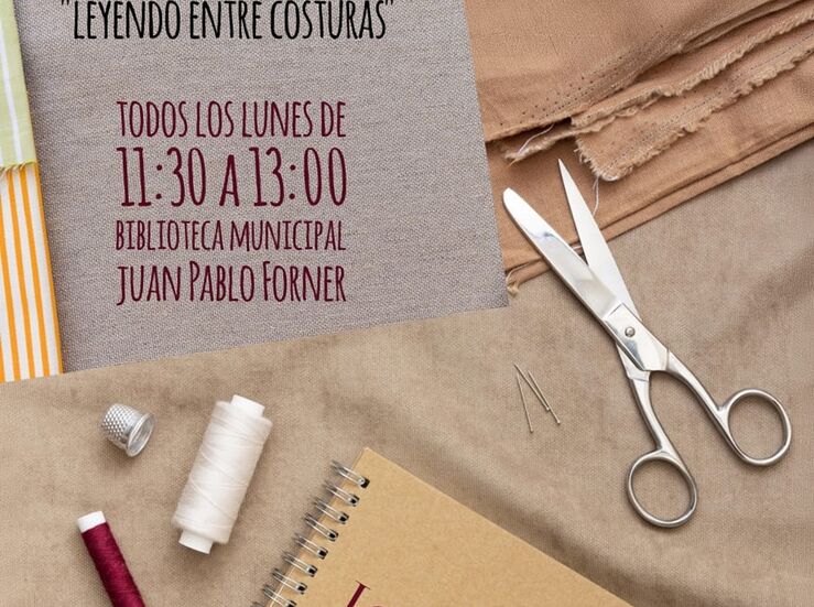 La Biblioteca Municipal de Mrida abre el nuevo club de lectura Leyendo entre costuras 