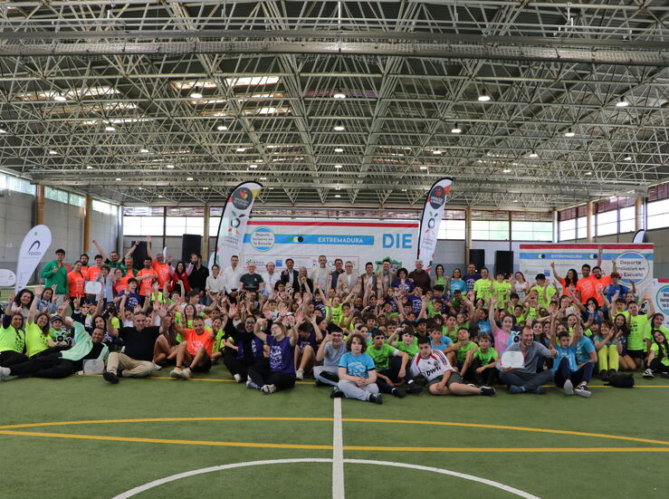 Ms de 200 escolares participan en clausura 5 programa Deporte Inclusivo en la Escuela