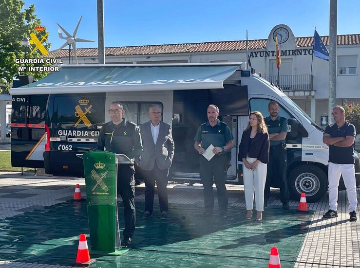 Nueva Oficina Mvil Atencin a la Ciudadana de la Guardia Civil en provincia de Badajoz