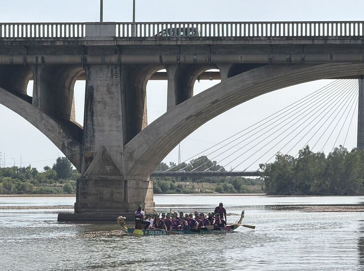 Convenio Caja Rural y Club Piragismo Extremadura para desarrollar actividades deportivas