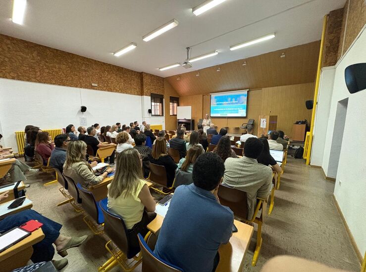 60 tutores de empresas de varios sectores se forman en Cceres para impulsar la FP Dual