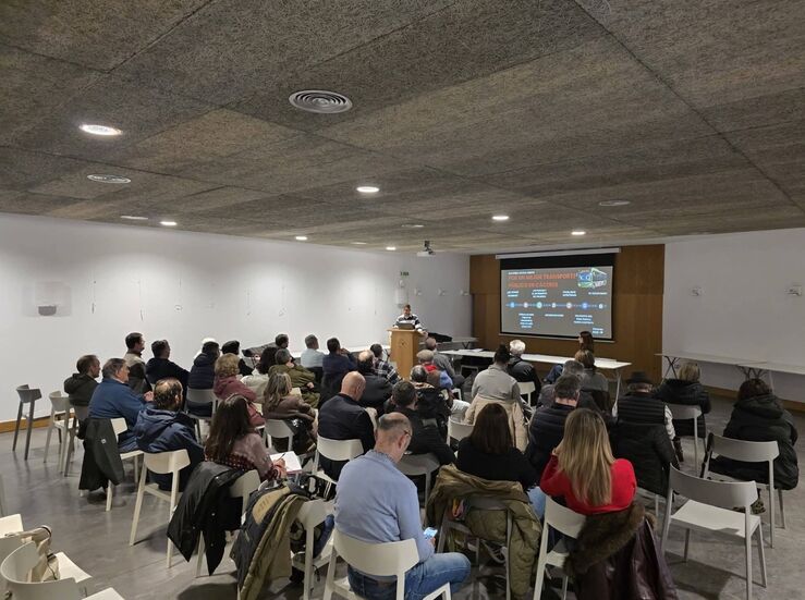 PSOE Cceres propone varias medidas para reforzar peso de vecinos en gestin de la ciudad