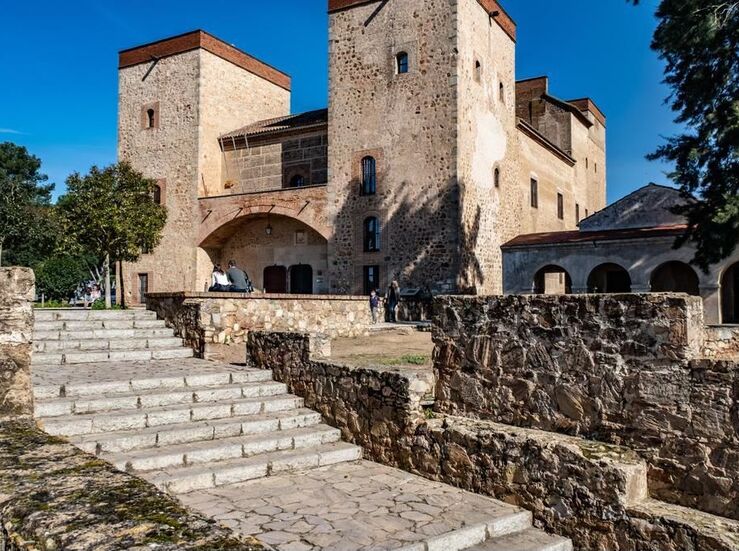Los Amigos del Arqueolgico de Badajoz urgen impulsar la ampliacin y mejora del museo