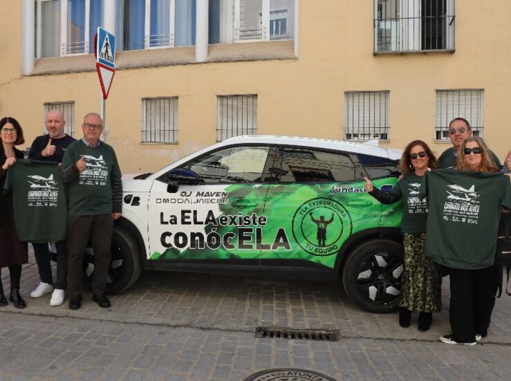 Fundacin Caja Badajoz apoya a la Asociacin ELA Extremadura