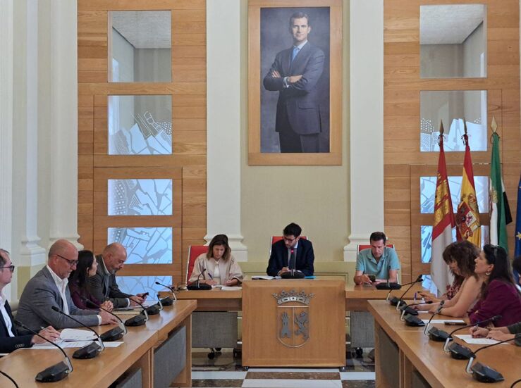 La Comisin de Economa del Ayuntamiento de Cceres aprueba el presupuesto para 2026