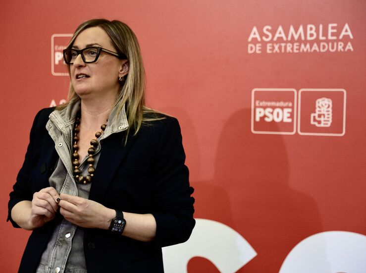 PSOE pide explicaciones a la Junta por suspender gratuidad de vacunas contra lengua azul