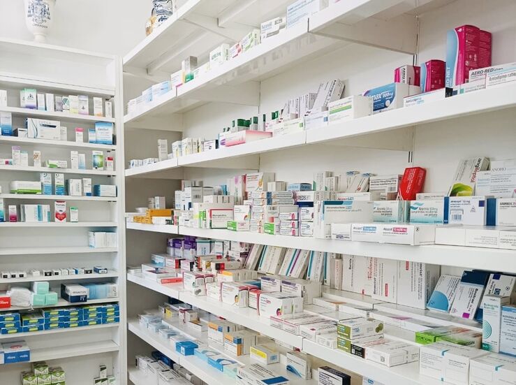 Los farmacuticos de Cceres reivindican su papel en la vertebracin del sistema sanitario