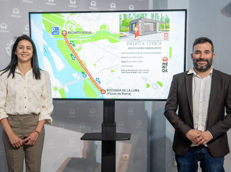 Lanzadera gratuita de autobuses en Emerita Lvdica desde el recinto ferial al Paseo de Roma
