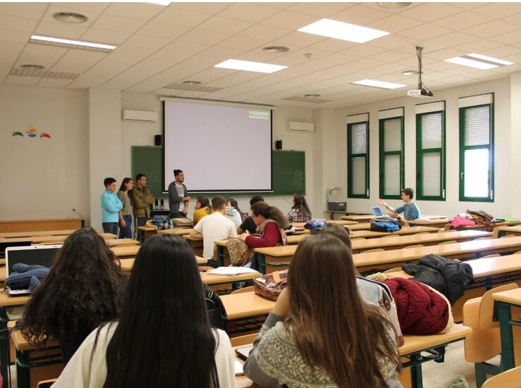 La UEx transforma 232 profesores a Permanente Laboral PPL 18 de mayo de 2026