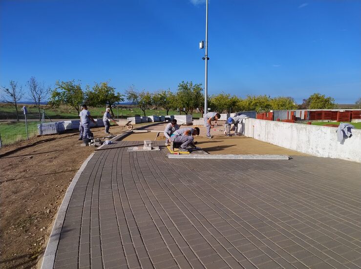 Alumnos se formarn en construccin con Proyecto Colaborativo Rural Malpartida construye