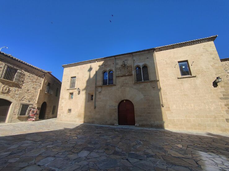 Diputacin Cceres estrena Palacio de Mayoralgo con presentacin de actividades de JATO