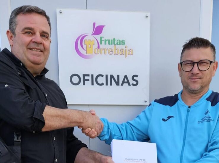 I Plan de Igualdad para Frutas Torrebaja de Guadiana tras acordarlo con CCOO Extremadura