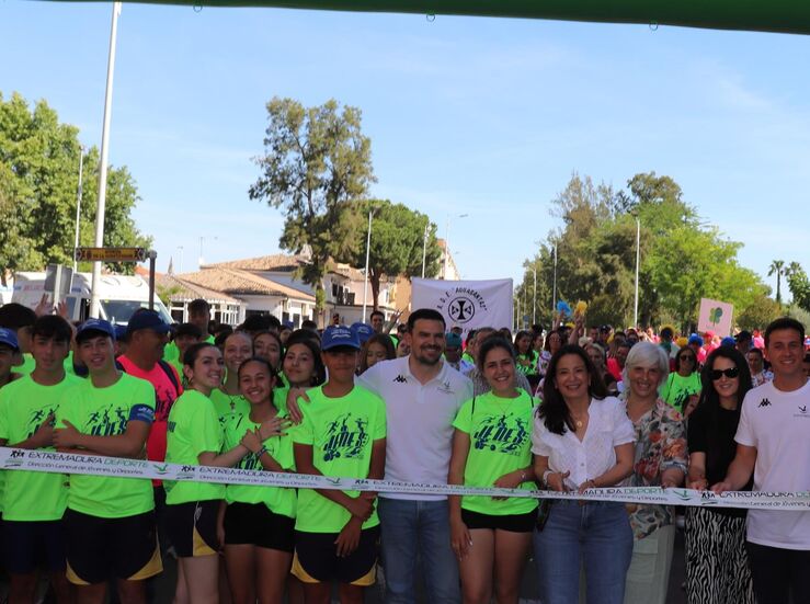 Ms de 600 personas participan en el Cross de la Amistad que clausura Jedes en Don Benito