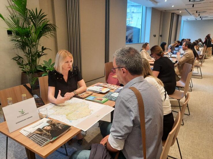Extremadura lleva su oferta turstica a 50 agentes de viajes en cuatro ciudades lusas