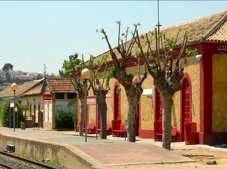 Adif destinar 66 millones a remodelacin de 5 estaciones en la lnea MridaLos Rosales