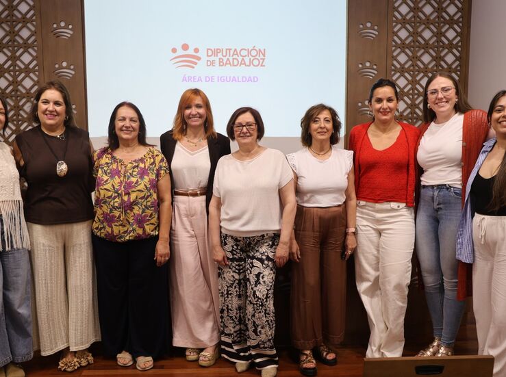 Diputacin Badajoz impulsa un nuevo circuito coral para visibilizar el talento femenino