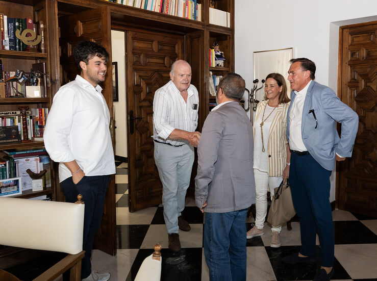 Morales traslada su orgullo y felicitacin a directivos CD Coria por ascenso Primera RFEF