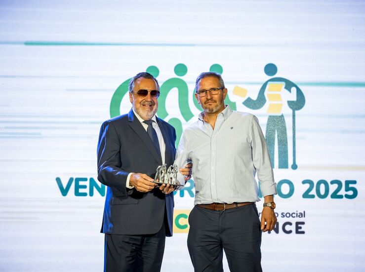 La ONCE elige a Julio Vallejo como su mejor vendedor en Extremadura durante 2025
