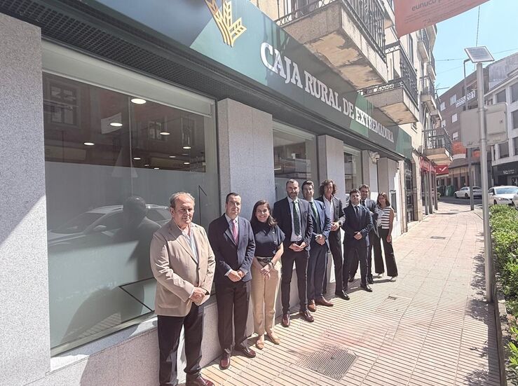 Caja Rural de Extremadura inaugura una nueva oficina en Plasencia