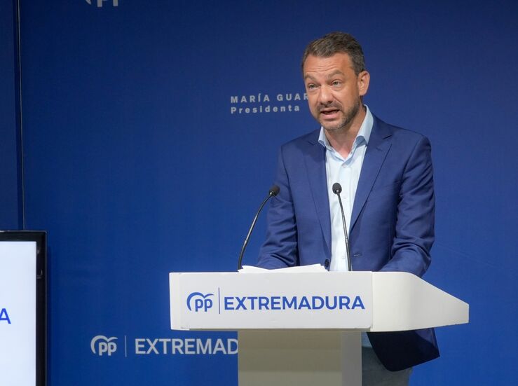 PP cree bochorno que Snchez Cotrina alabara a Pedro Snchez y no exigir explicaciones