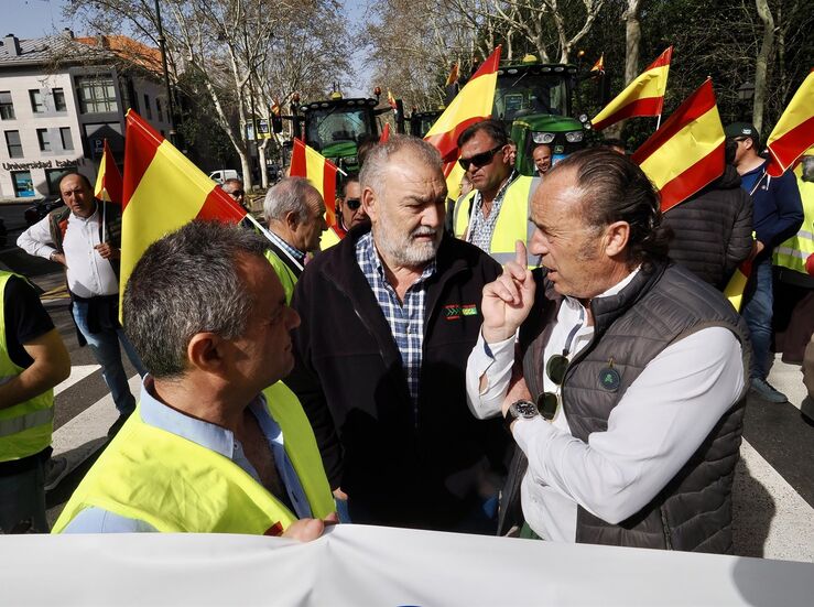 Organizaciones de Asaja en Badajoz y otras provincias presentan candidatura alternativa