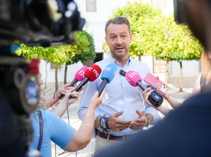 PP Resuelto contrato Centros Servicios Transporte con rigor responsabilidad y legalidad