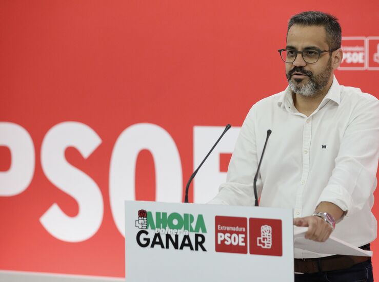 PSOE acusa a Guardiola de convertir la Junta en una institucin antisistema 