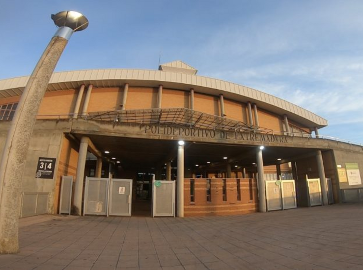 El Ayuntamiento de Badajoz renovar el equipamiento de gimnasia artstica en La Granadilla