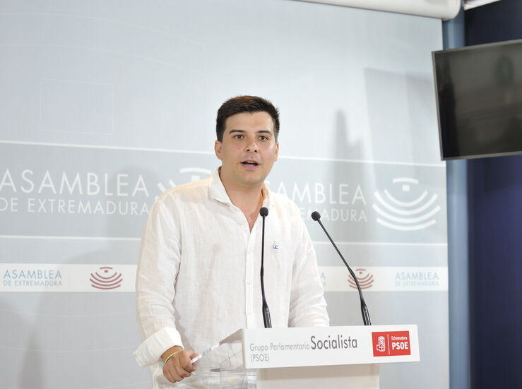 PSOE lamenta que mientras en Espaa baja el paro en Extremadura sube