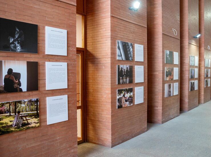 CC Alcazaba acoge una muestra del taller Fotovoz del Centro de Rehabilitacin de Grupo 5