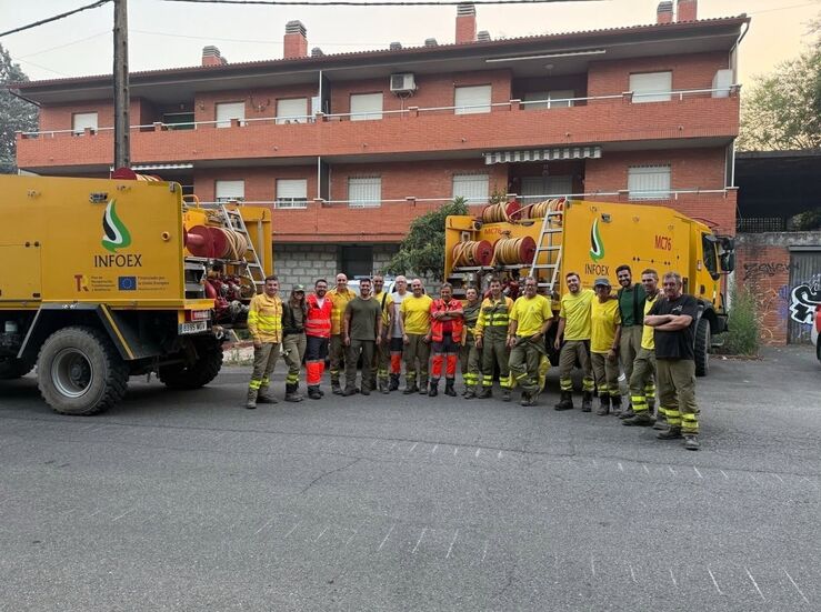Los medios del Plan Infoex desplegados en el incendio de vila regresan a Extremadura