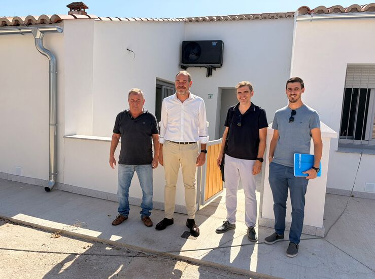 El programa Aval Joven llega a 2431 beneficiarios en Extremadura y moviliza ms de 143M