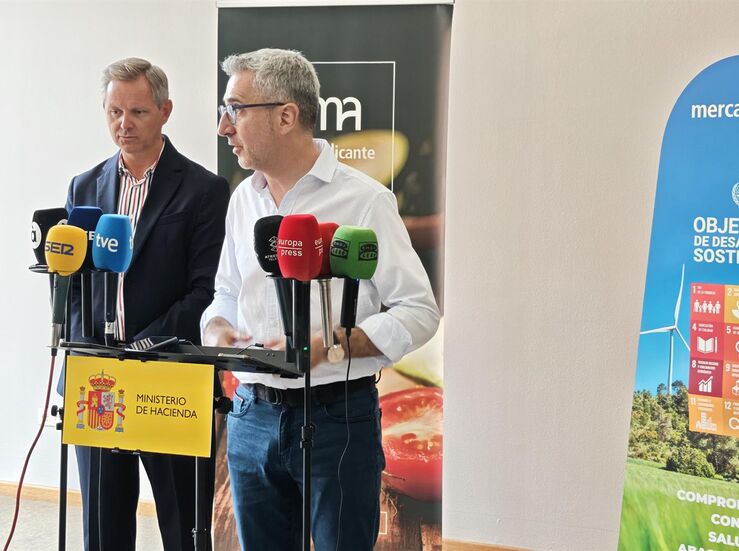 Arcadi Espaa confa en que CCAA del PP prioricen intereses de sus ciudadanos en el CPFF