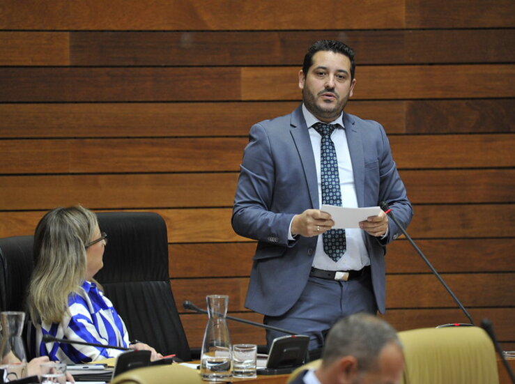 PSOE exige a Guardiola que aclare si quiere regular los centros datos y sean sostenibles
