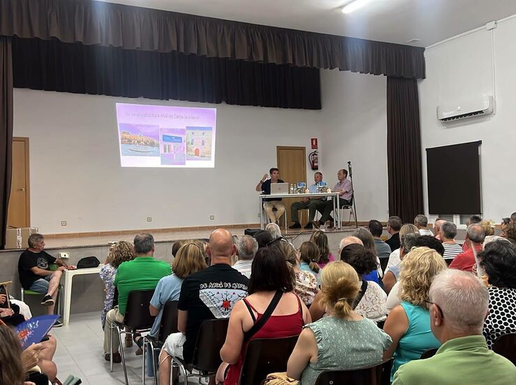 Presentacin del libro Zarza la Mayor Memoria histrica y paisaje de un pueblo fronterizo