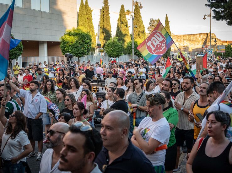 Extremadura Entiende recibe 3000 del Ayuntamiento Mrida para impulsar derechos LGTBI