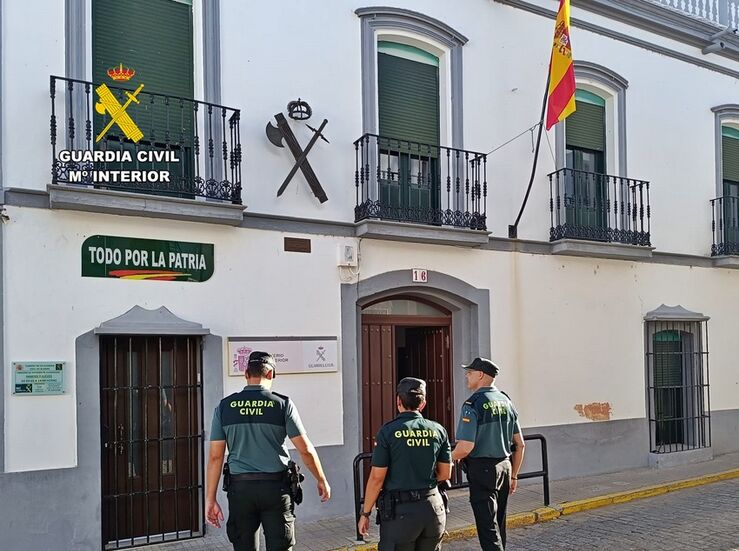 Guardia Civil detiene a una mujer por delitos de hurto en tres viviendas de Villagonzalo