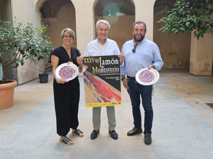 Ms de 10000 personas visitarn Monesterio en la XXXV edicin del Da del Jamn
