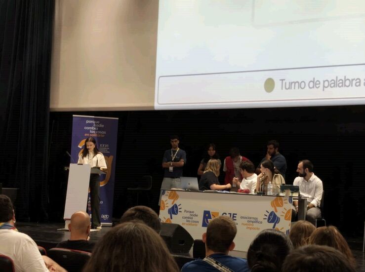 Una extremea formar parte del Comit de Relaciones Internacionales del CJE