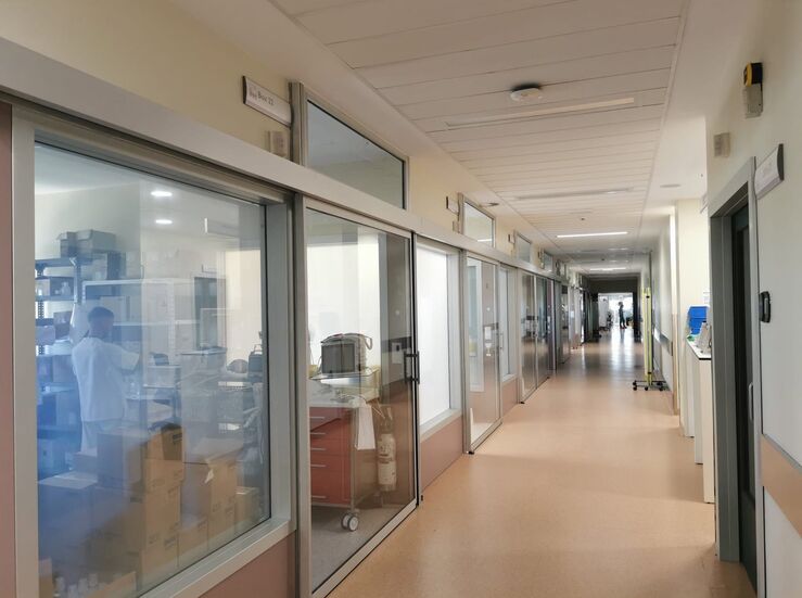 SES invierte ms de 87500 euros en mejorar UCI del Complejo Hospitalario de Cceres