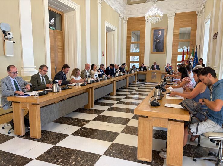 Aprobada bajada IBI y el impuesto de circulacin en Cceres que entrar en vigor en 2027