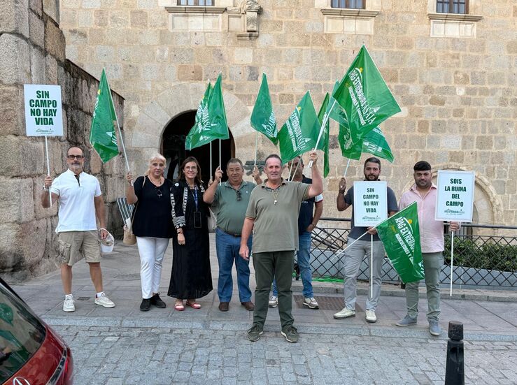 Apag Extremadura Asaja suspende la acampada en Mrida y da un plazo prudencial a Junta