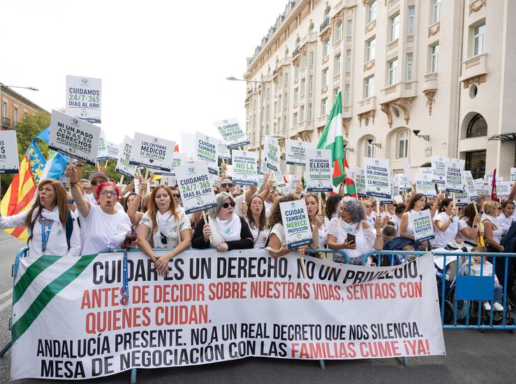 PP presentar mociones para pedir al Gobierno que ample las ayudas a las familias CUME