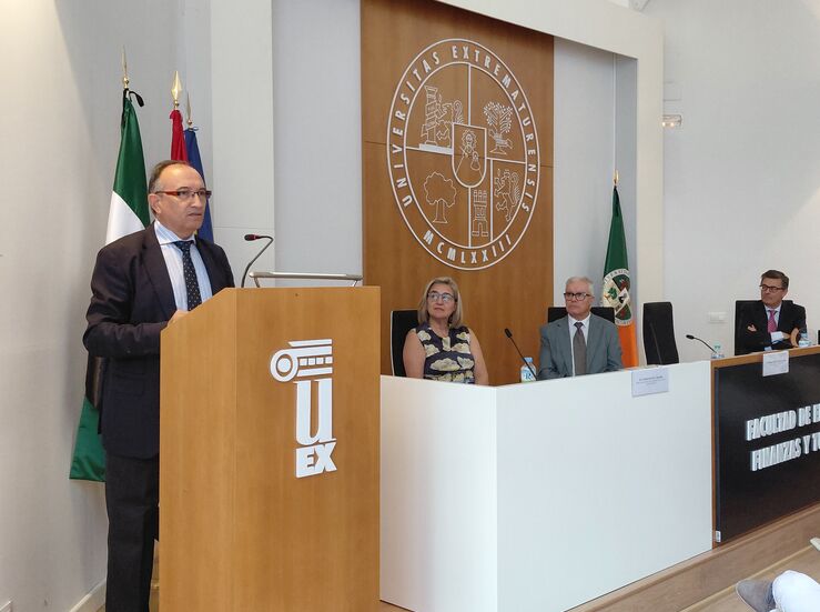 Laureano Len defiende la calidad y autenticidad del modelo turstico de Extremadura