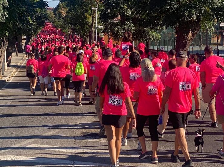 AECC moviliza a 20000 personas en Marchas Rosas que impulsa en 110 localidades cacereas