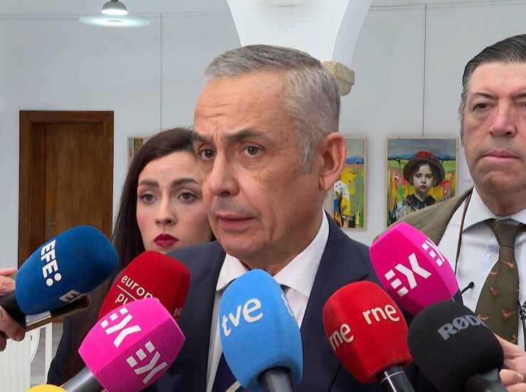 Vox ve urgente desalojar a Pedro Snchez y toda su estructura mafiosa del poder