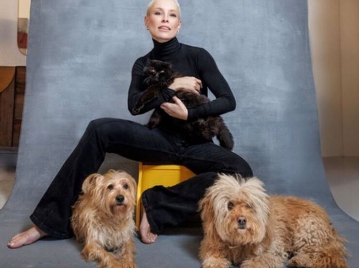 Soraya Arnelas recibe el Premio Solidaridad en la II edicin de los Celebrity Pets Awards