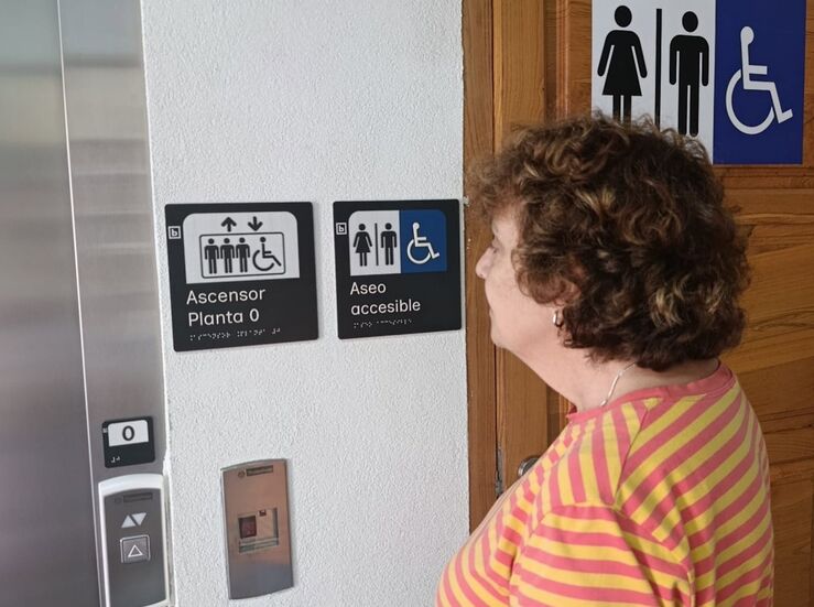 La Biblioteca Municipal de Coria mejora su accesibilidad cognitiva
